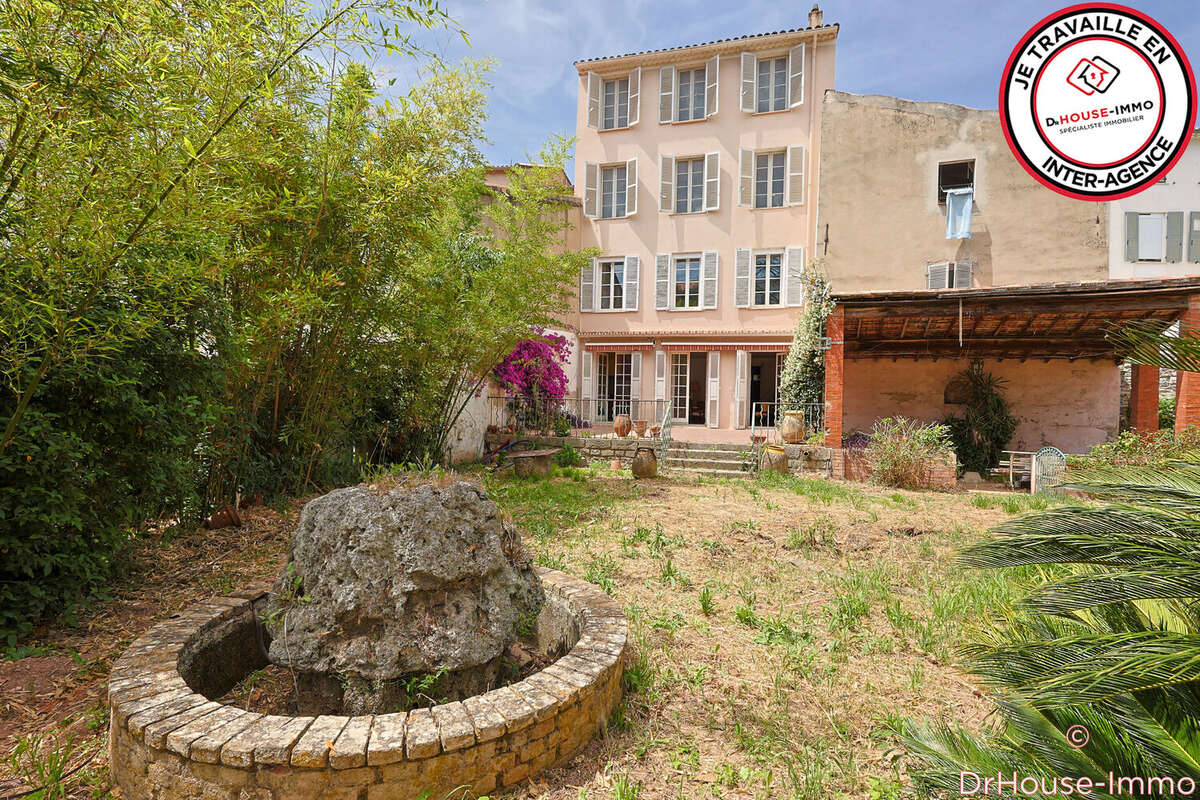Maison à SOLLIES-PONT