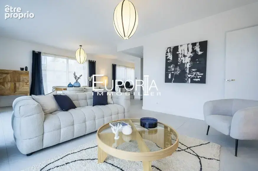 Appartement 5 pièces 110 m² à vendre à Saint-Didier-Au-Mont-D'or (69370) - photo 2