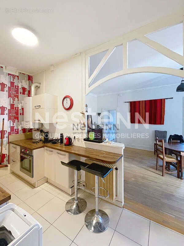 COUP DE COEUR !!  Appartement T3  de 64 m²  -  À deux pas du centre-ville, quartier St Nicolas ! - photo 4