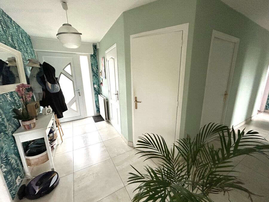 Maison à BRUILLE-SAINT-AMAND