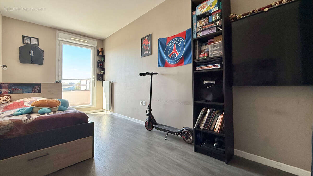 Appartement à CORBEIL-ESSONNES