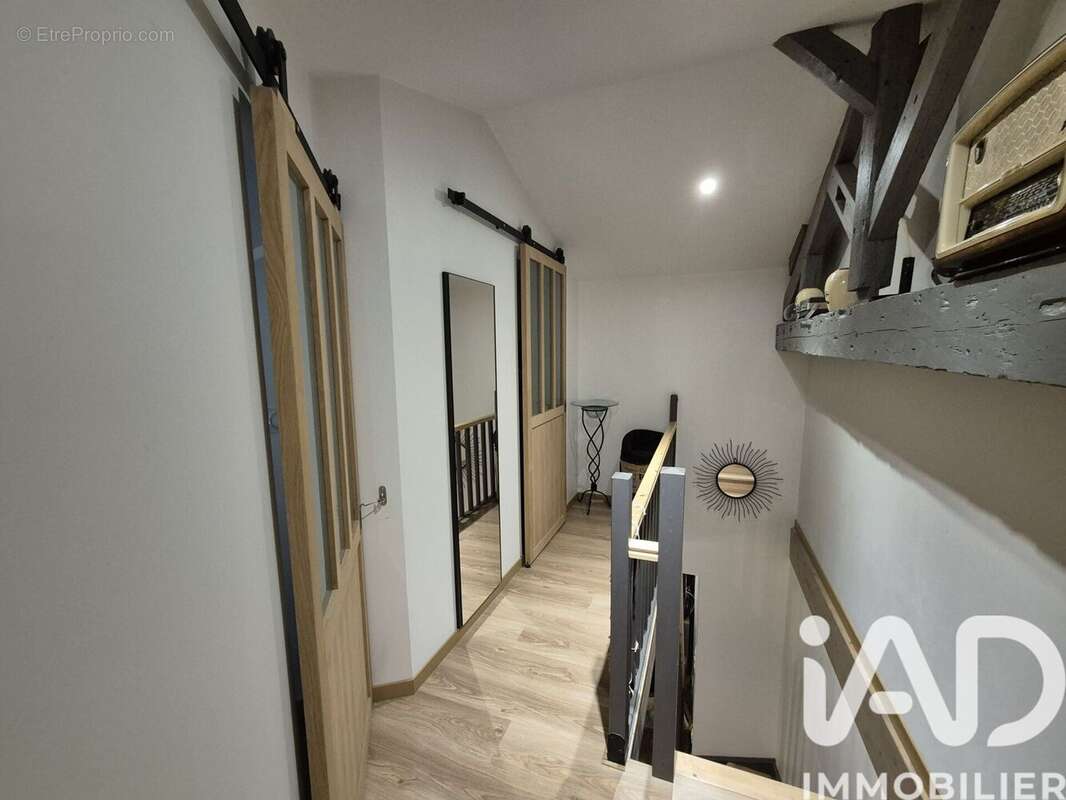 Photo 8 - Maison à CROIX-CHAPEAU