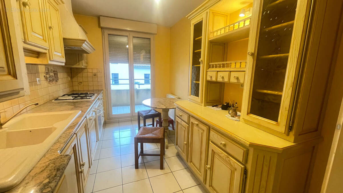 Appartement à SAINT-ROMAIN-EN-GAL