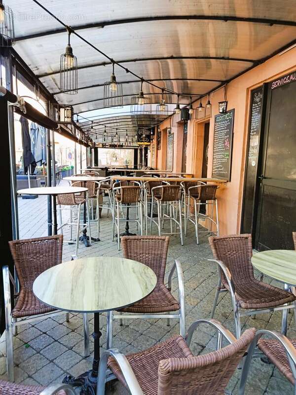 Photo 7 - Commerce à LES VANS