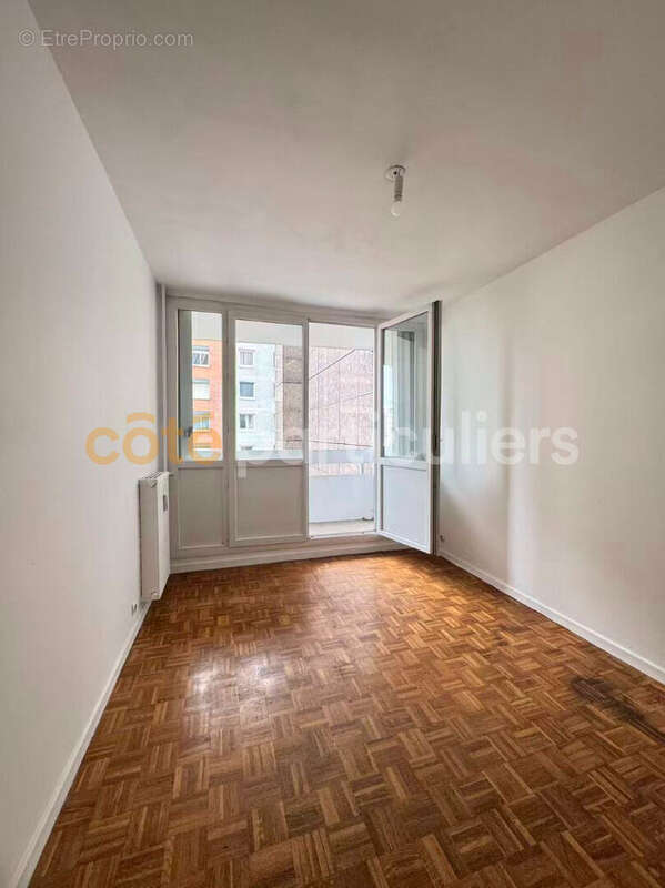 Appartement à AUBERVILLIERS