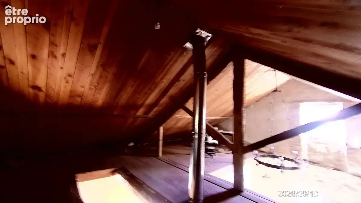 Maison de caractère à rénover- Fort potentiel - photo 9