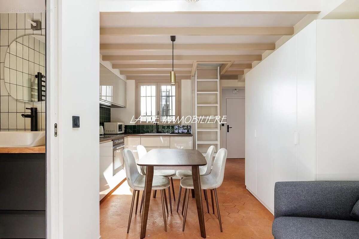 Appartement à PARIS-6E