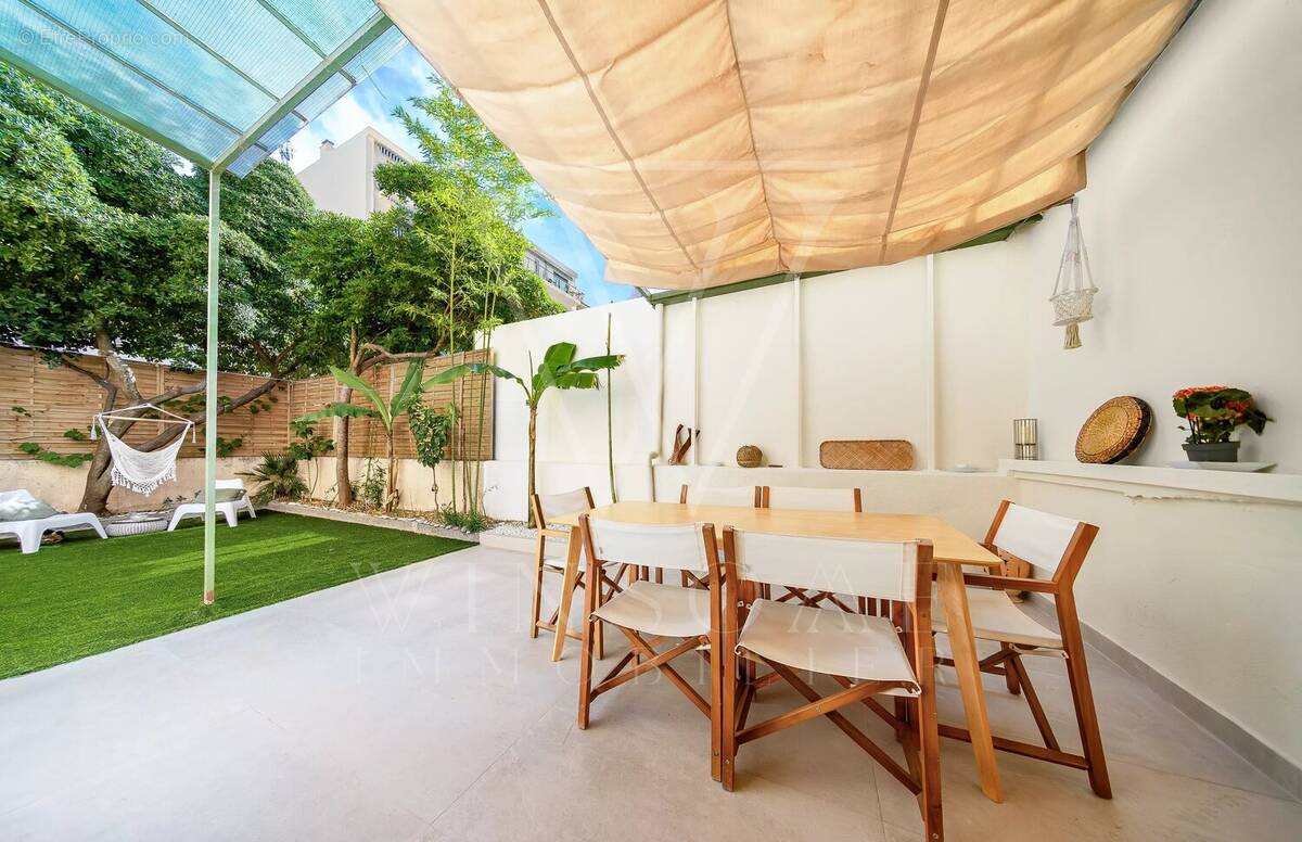 Appartement à CANNES