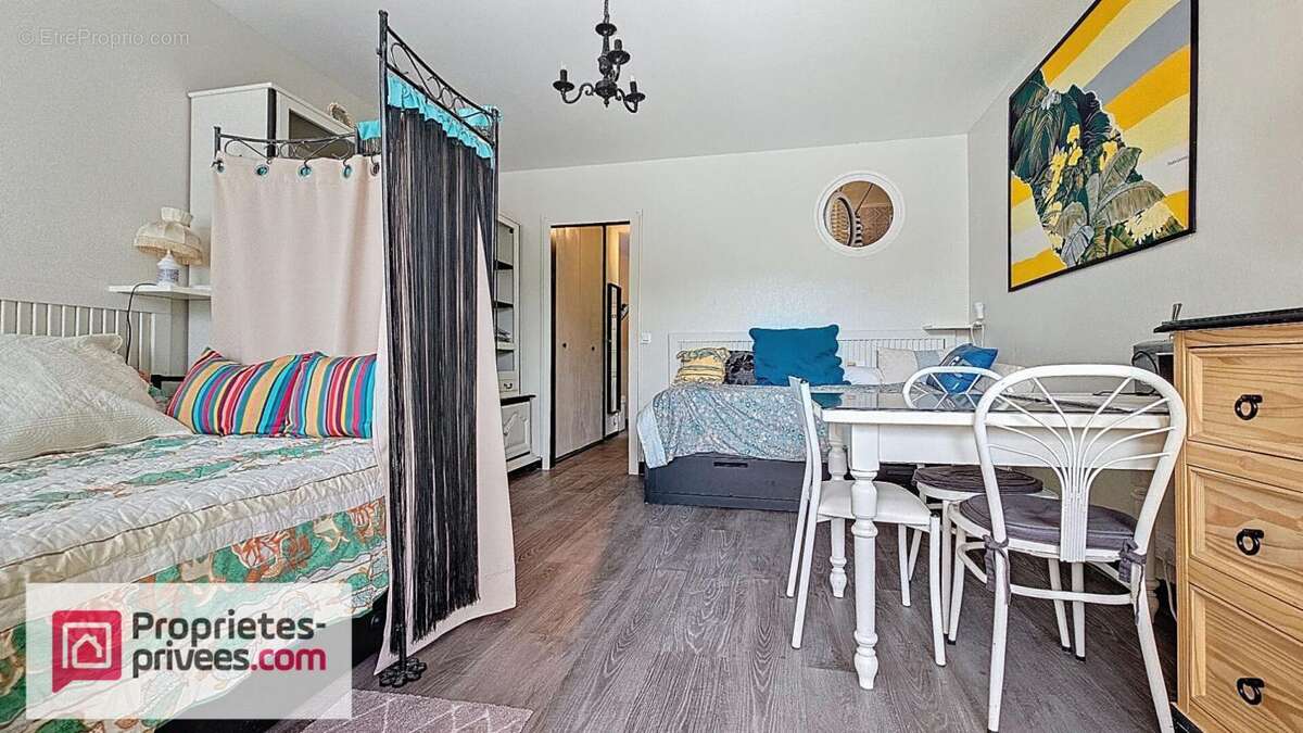 Appartement à LES MATHES