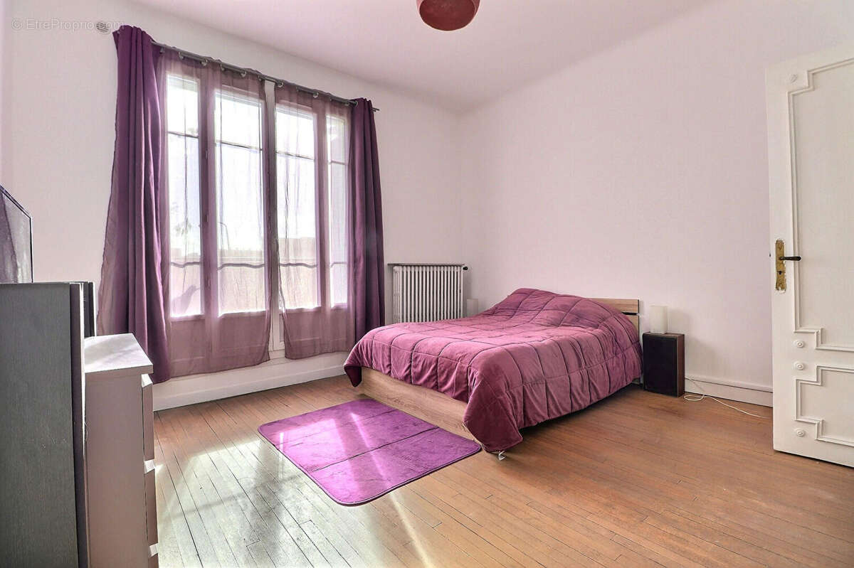 Appartement à AUBERVILLIERS