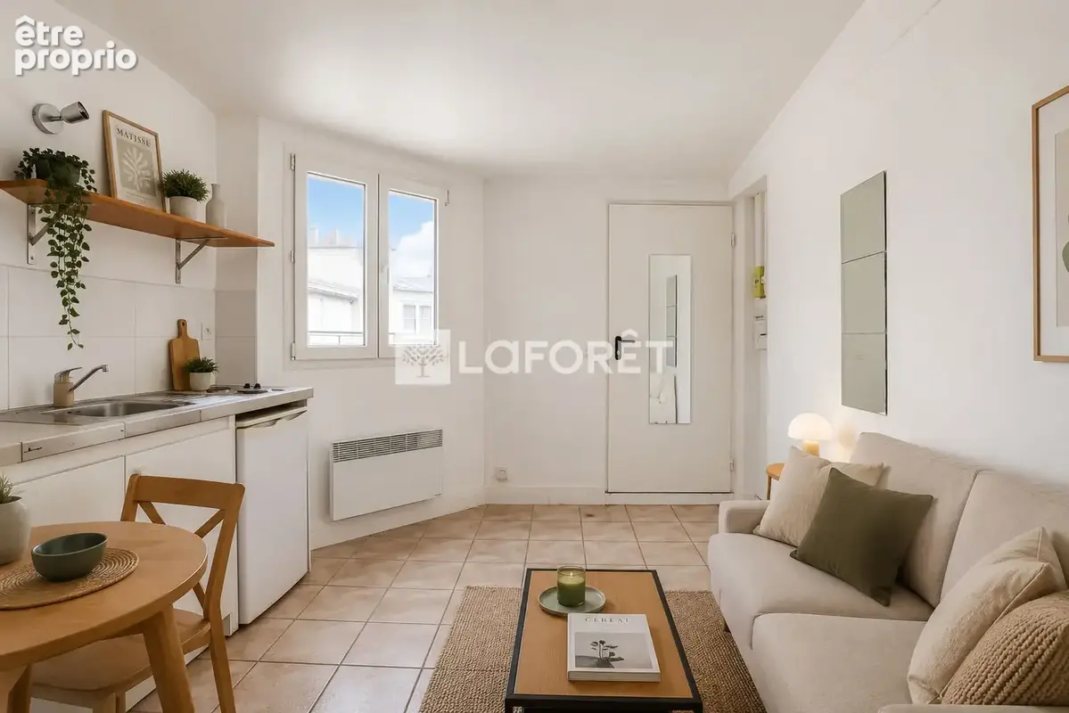 Studio charme sous les toits - Vue Tour Eiffel - photo 8