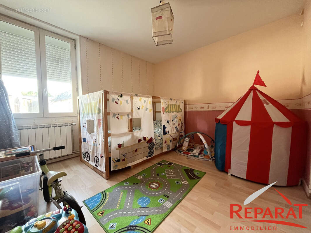 Maison à PERPEZAC-LE-NOIR