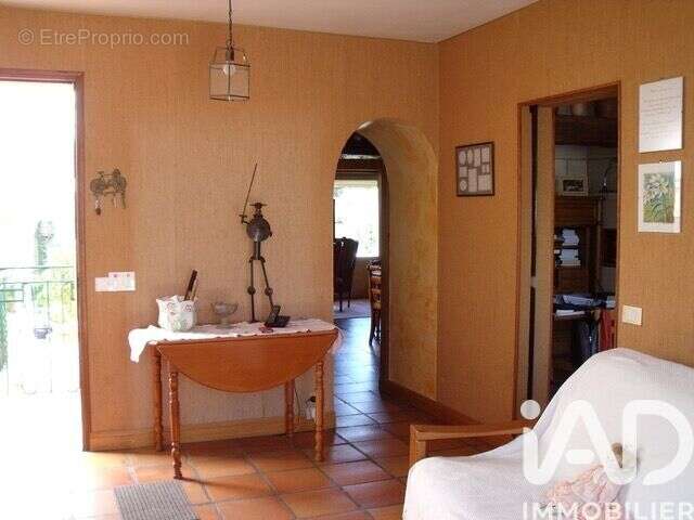 Photo 2 - Maison à LE COUDRAY-MACOUARD