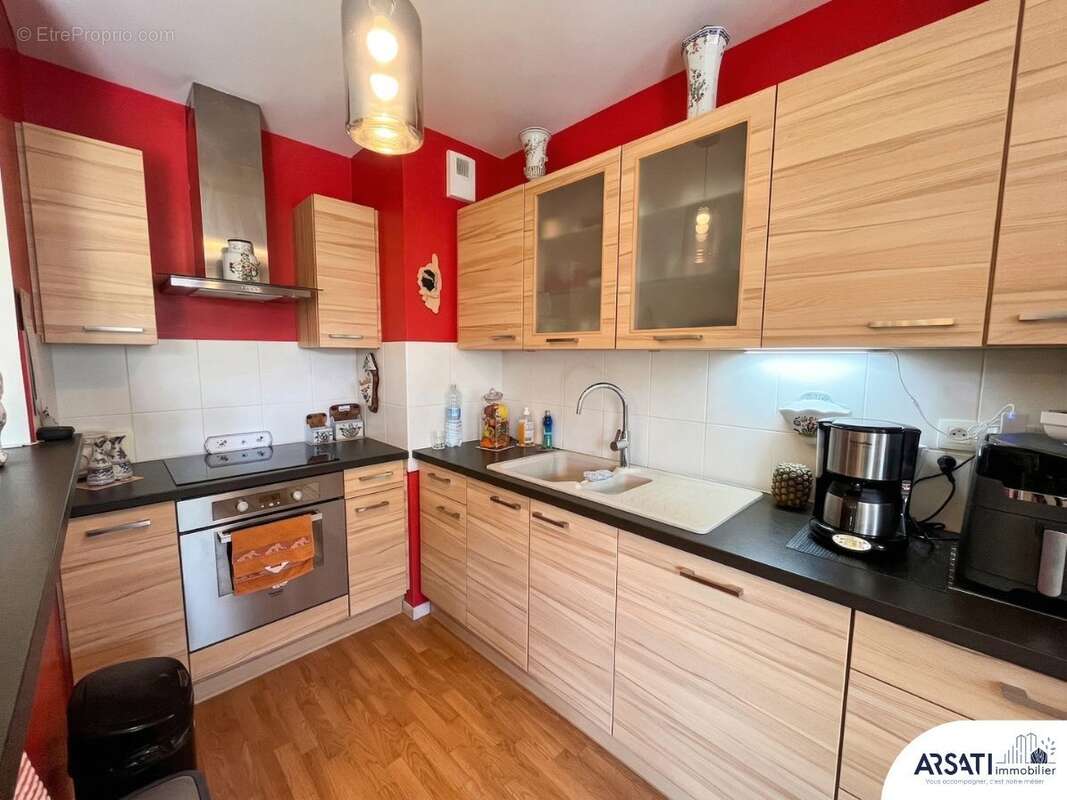 Appartement à SAINT-THURIAL