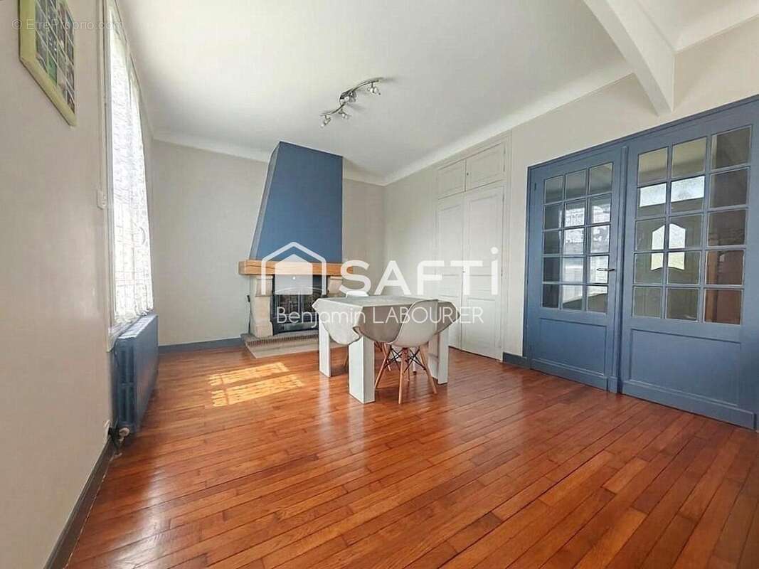Photo 5 - Maison à JOIGNY