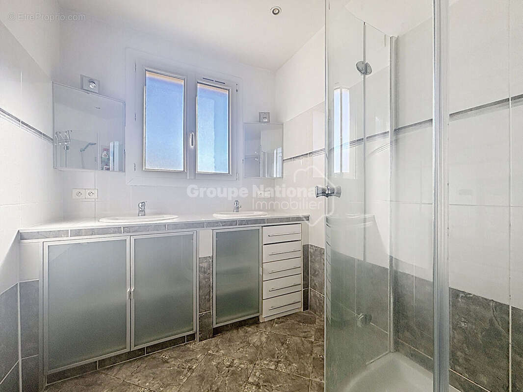 Appartement à PEGOMAS