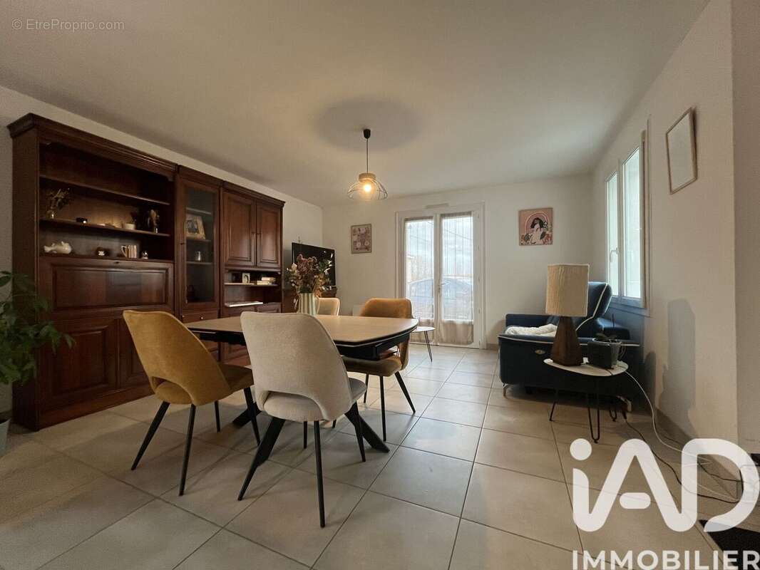 Photo 4 - Maison à MENOMBLET