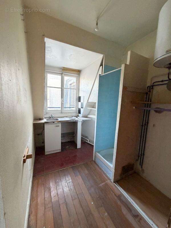 Appartement à PARIS-7E