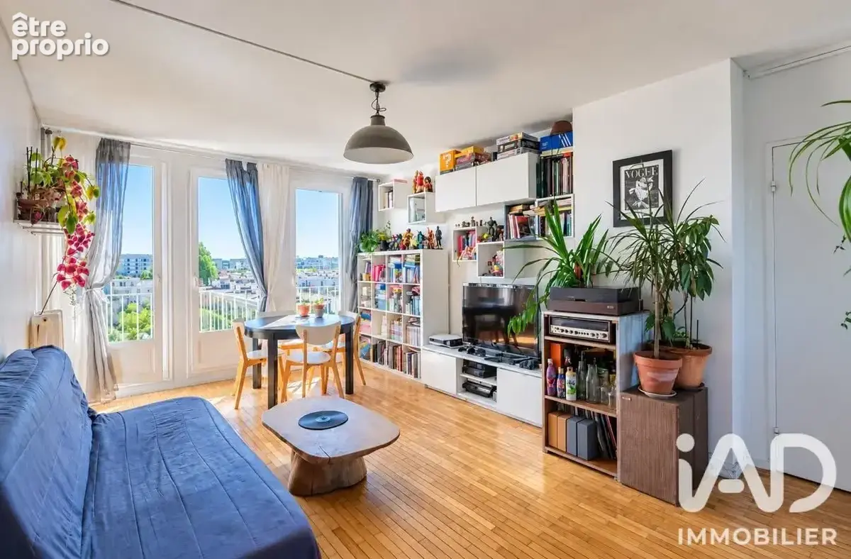 Photo 1 - Appartement à MONTROUGE