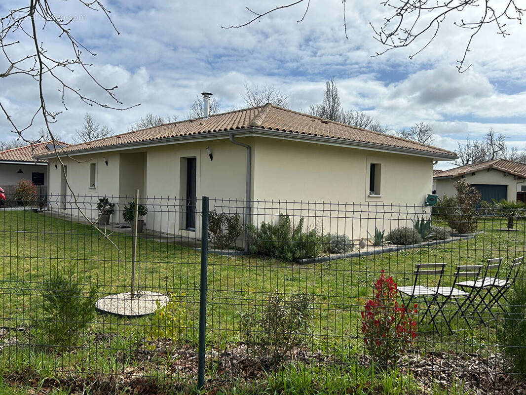 Maison à SAUGNACQ-ET-MURET