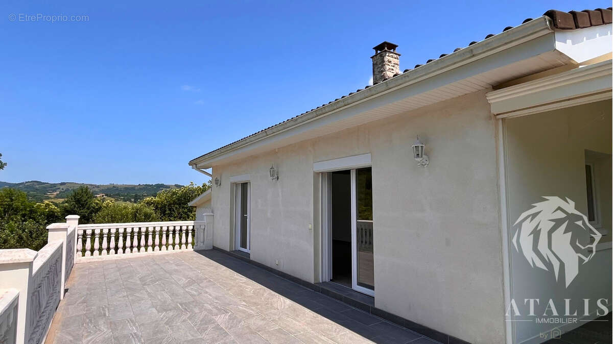 Maison à SAINT-VERAND