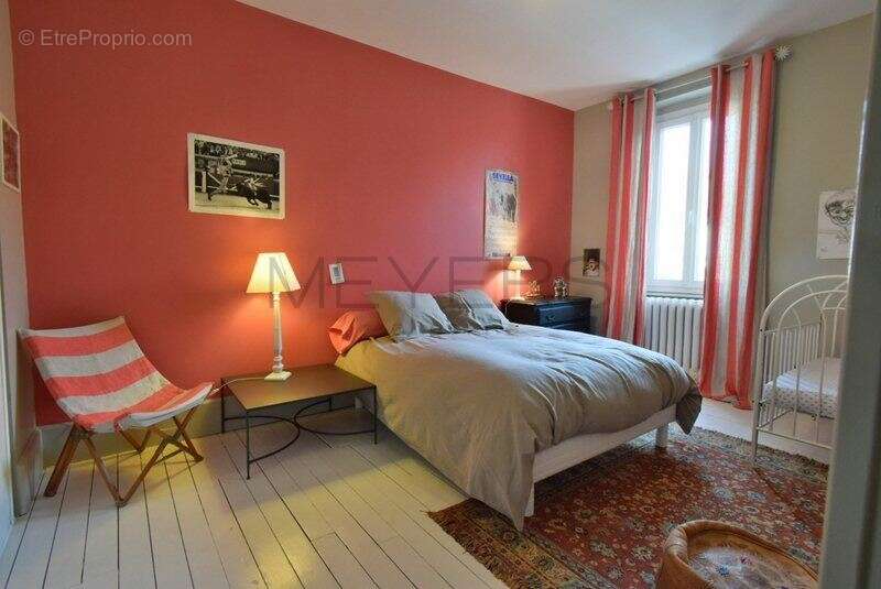 Maison à LE CREUSOT