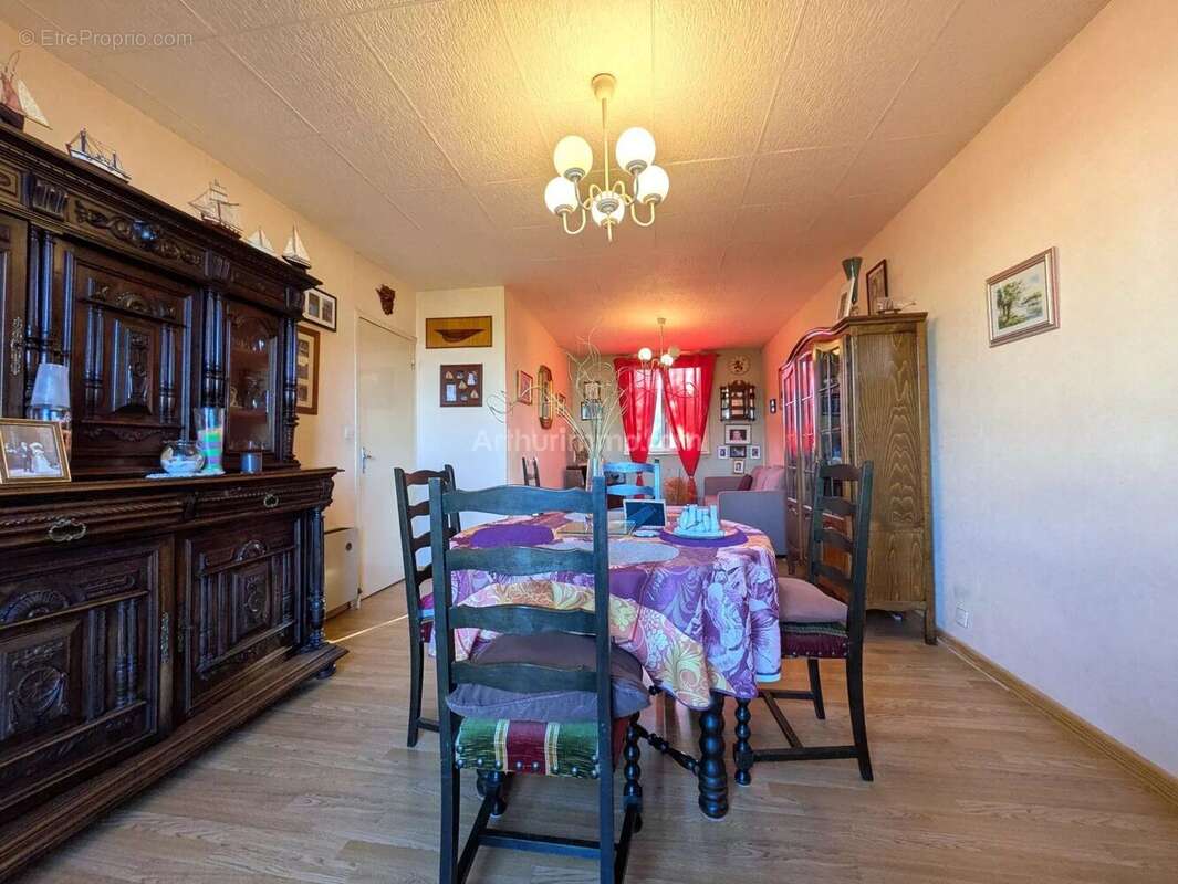 Maison à SAINT-DONAN