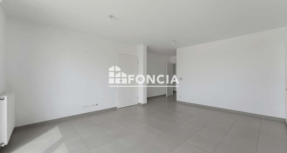 Mérignac – T4 récent avec exceptionnelle terrasse de 30m2 - photo 7