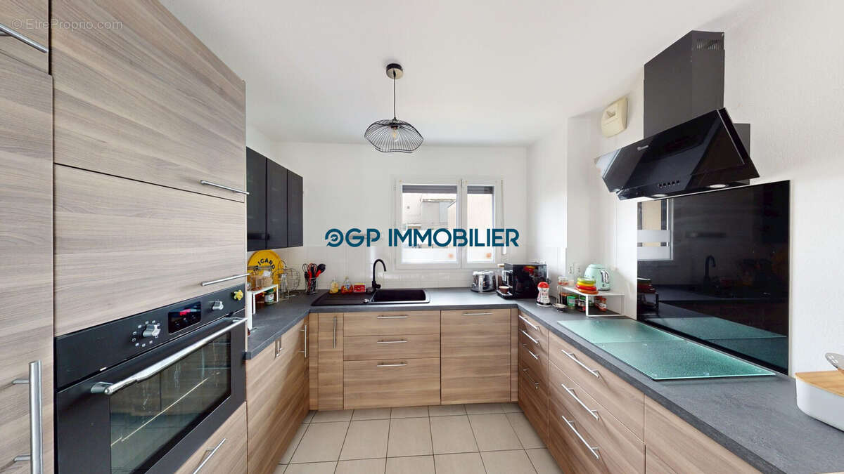 Maison à LA SALVETAT-SAINT-GILLES