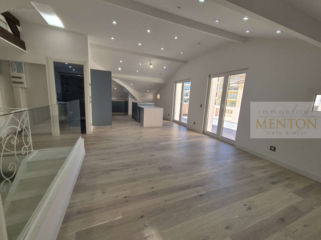 Appartement à MENTON