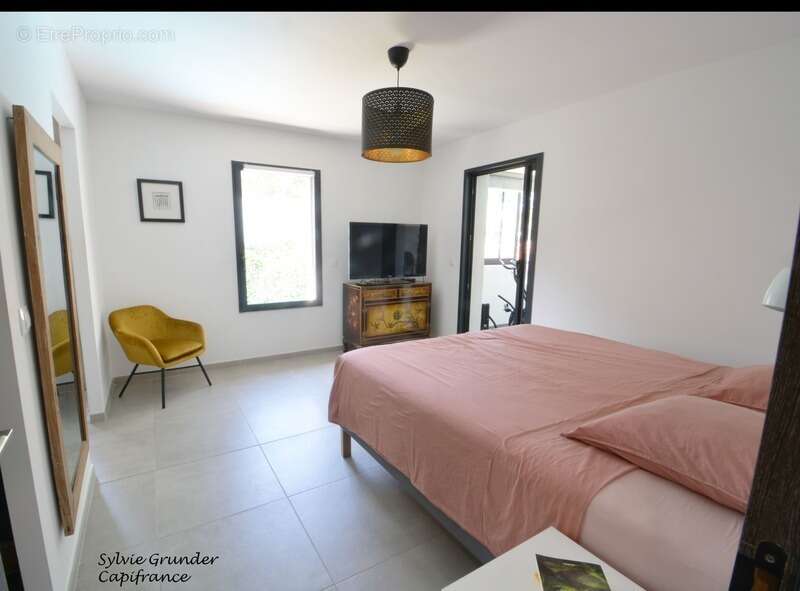 Maison à vendre contemporaine 6 pièces 4 chambres Salon de Provence - photo 8