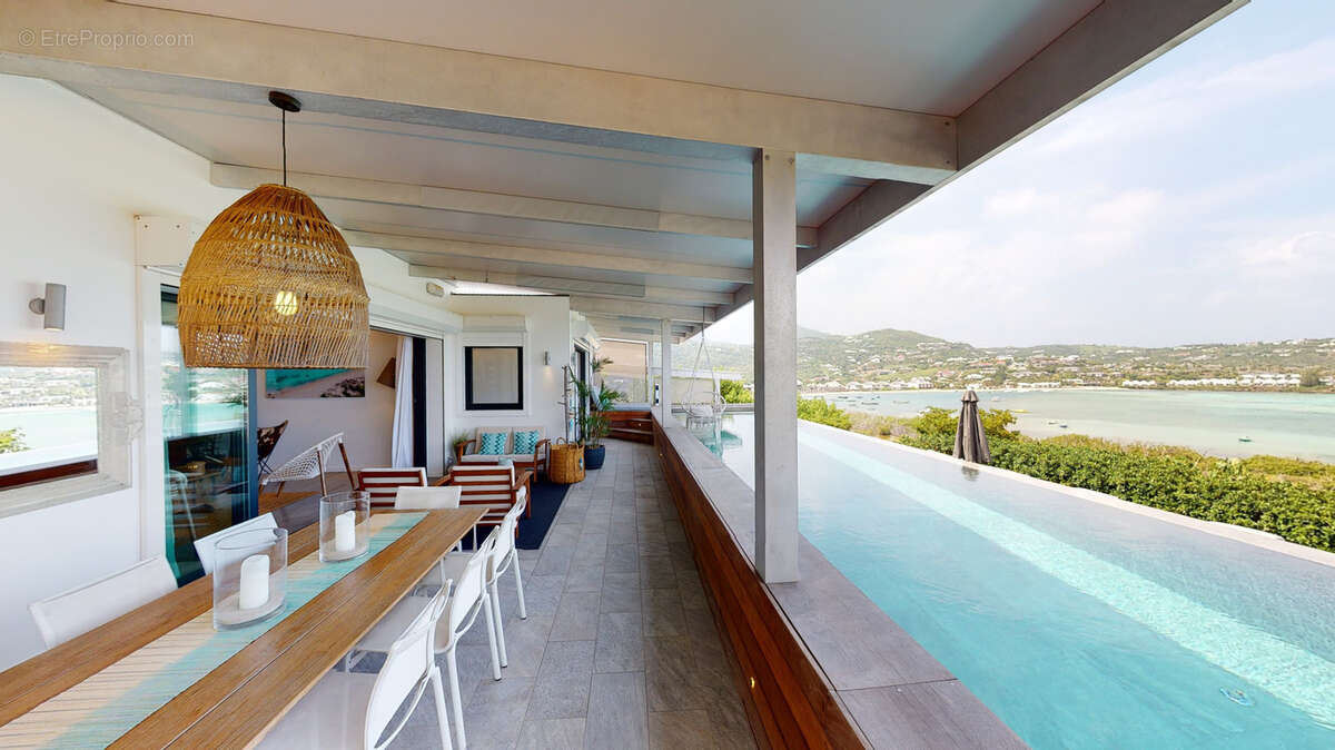 Maison à CAPESTERRE-BELLE-EAU