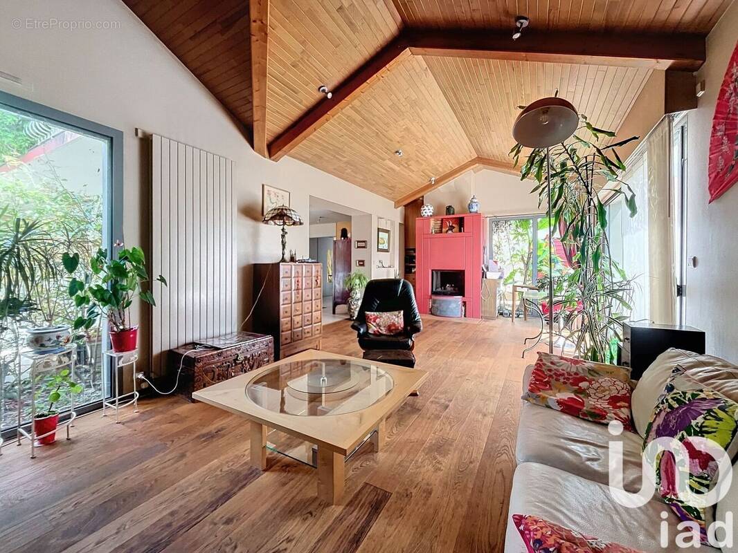 Photo 1 - Maison à SAINT-JULIEN-DE-CONCELLES