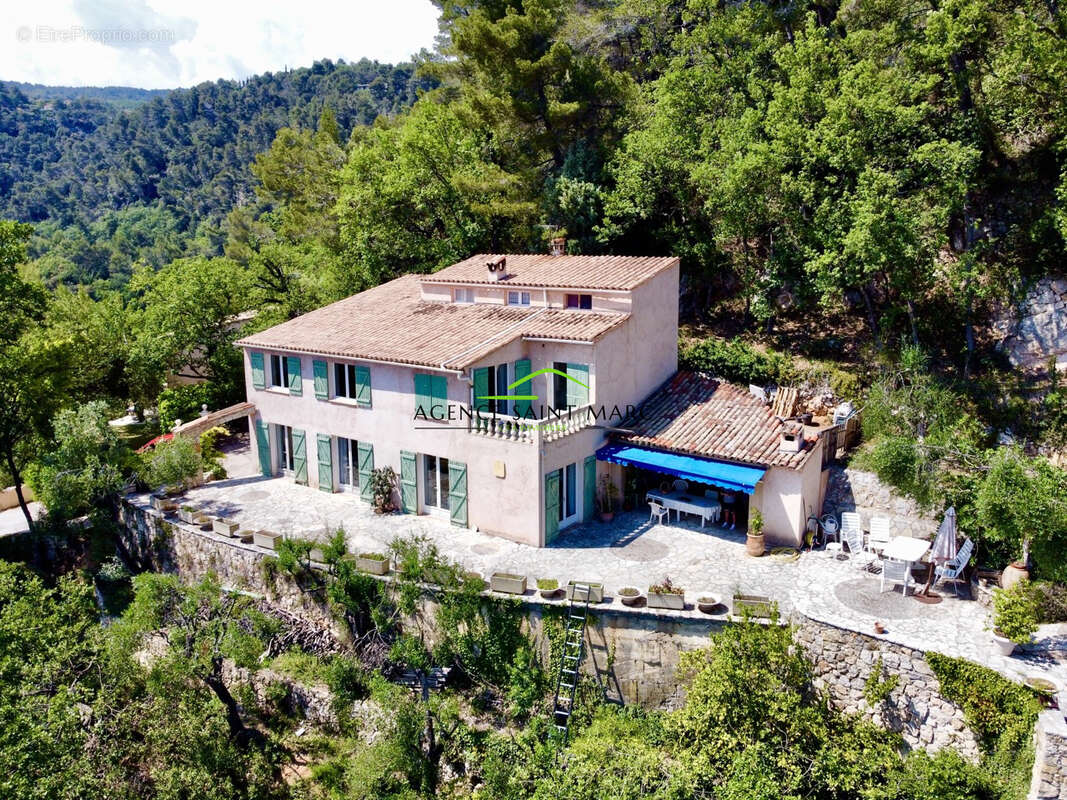 Maison à CABRIS