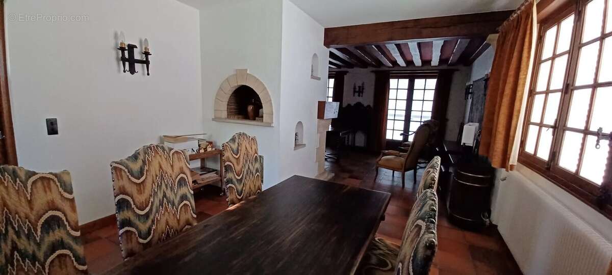 Maison à QUINCY-VOISINS