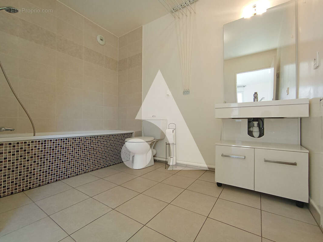 Appartement à ARPAJON