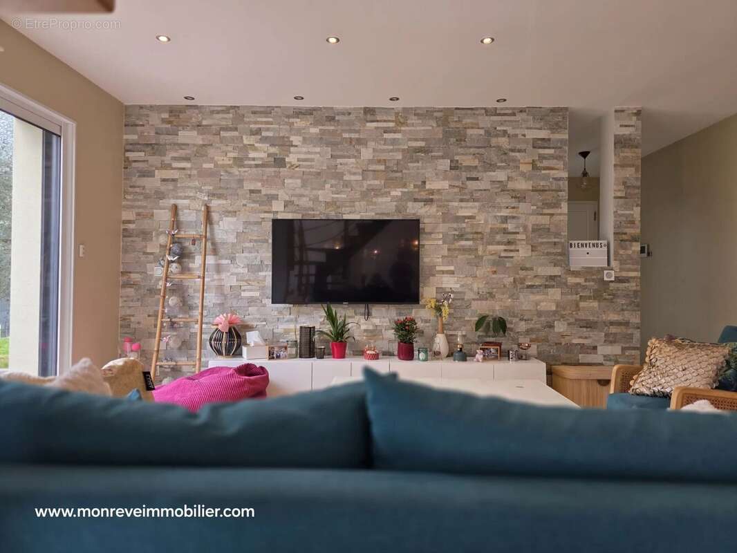 Maison à BOUGUENAIS