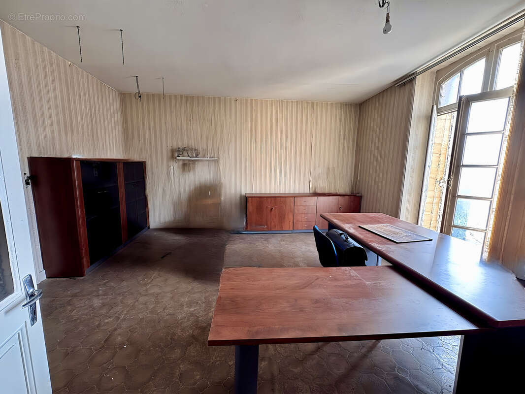Au cœur du magnifique village de Saint-Cyprien, un ensemble immobilier exclusif - photo 5