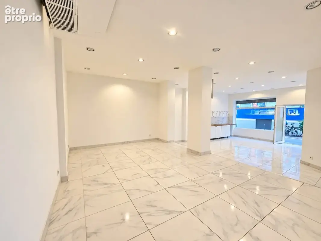 Commerce 76 m² à vendre à Paris-9e (75009) - photo 3