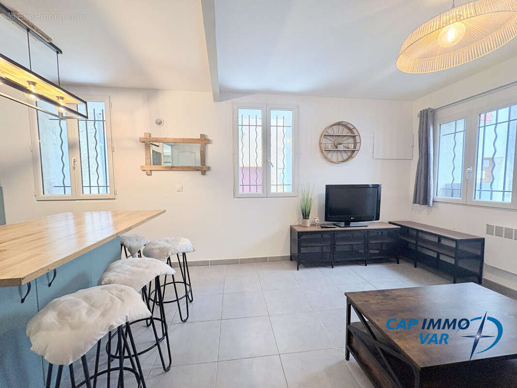 Appartement 22 m² à Le Beausset  - photo 3