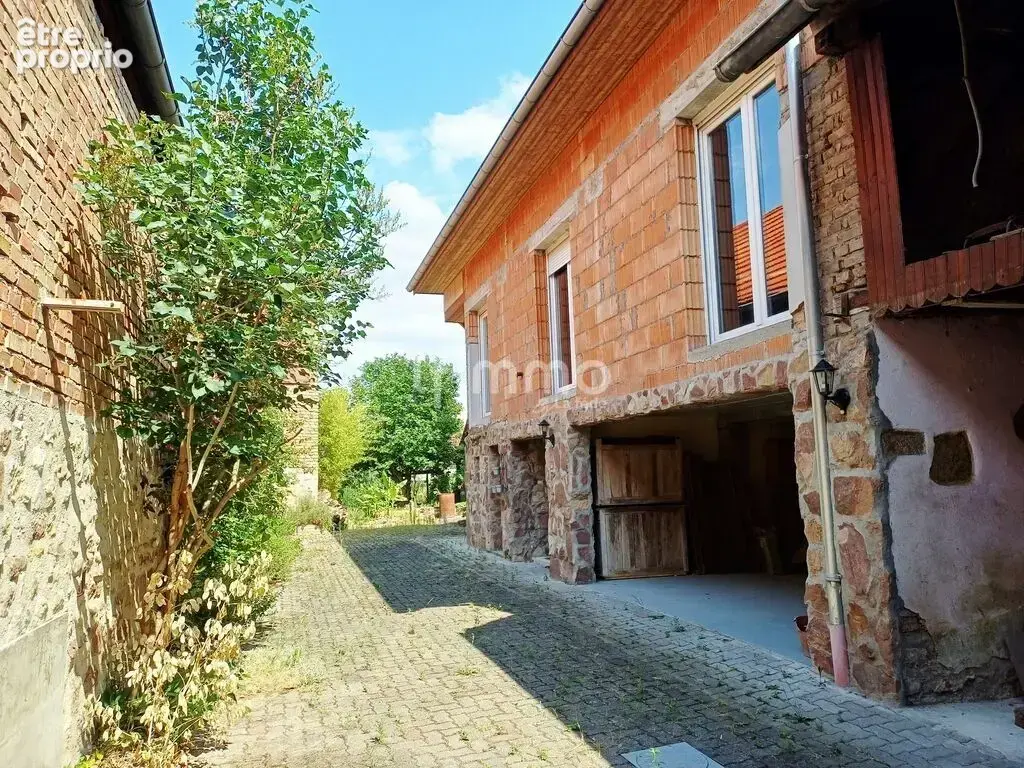 Corps de ferme avec Maison de 105 m² - photo 3