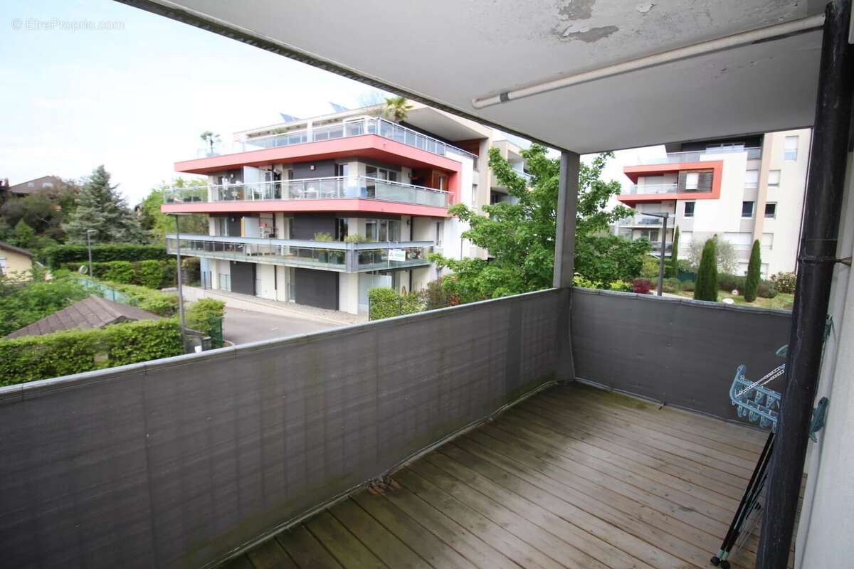 Appartement à DOUVAINE