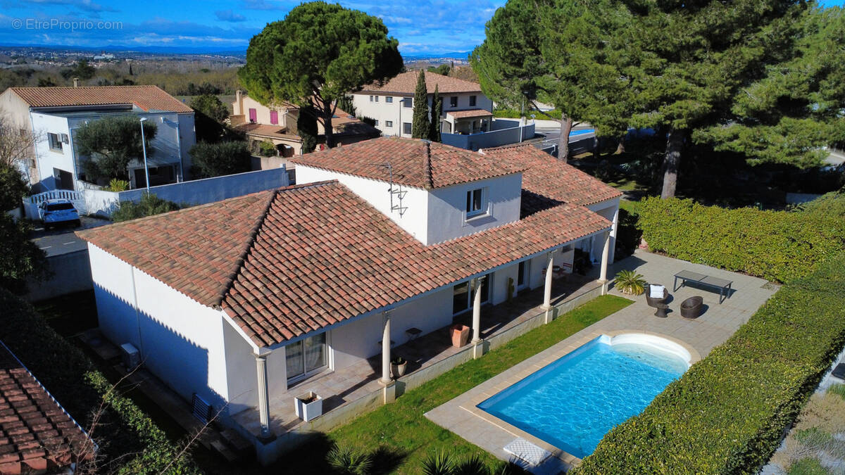 Maison à SAINT-JEAN-DE-VEDAS