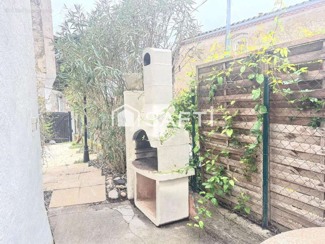 Maison 137 m² à Limoux  - photo 2