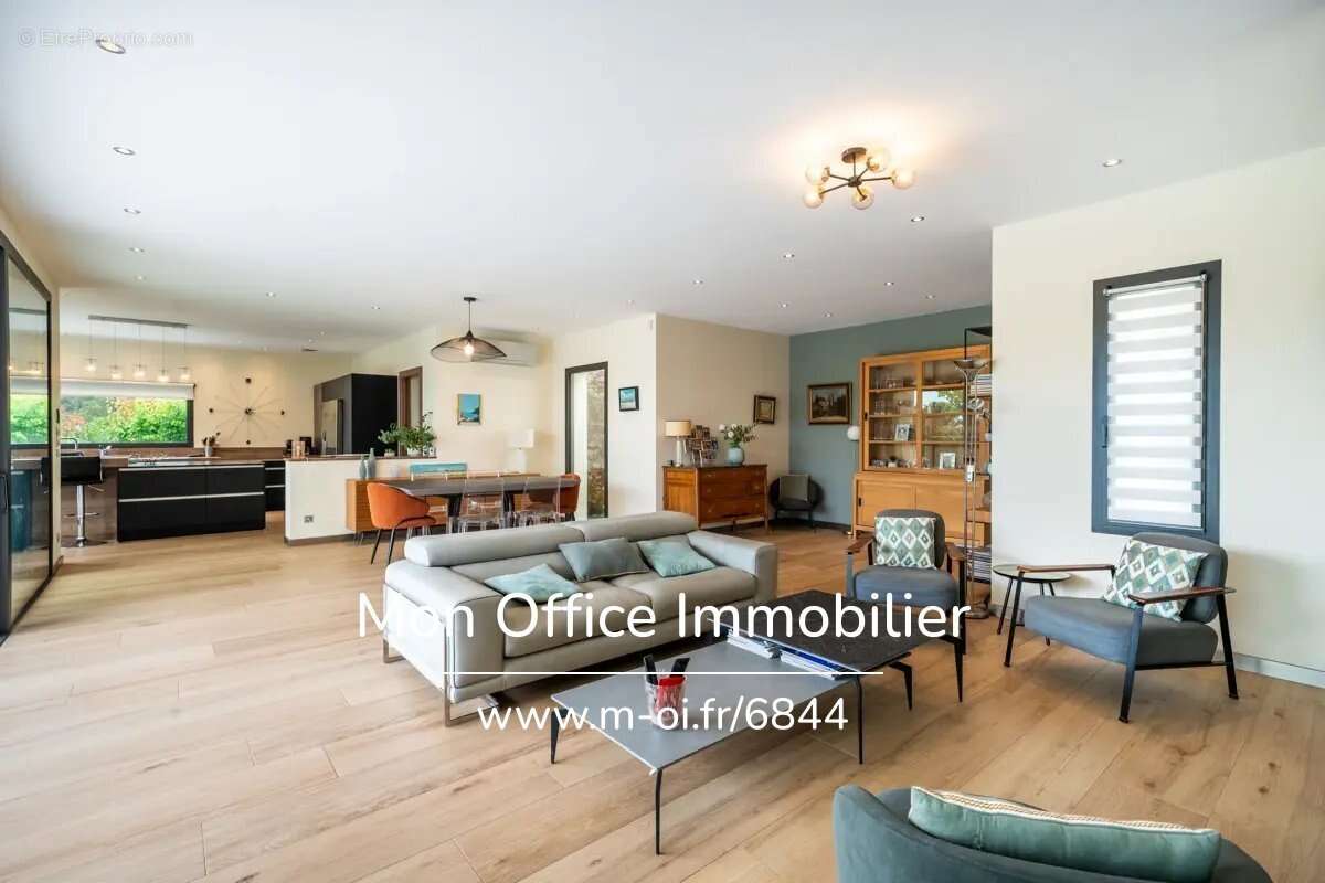Référence : 6844-AUS - Maison contemporaine 201m² avec piscine - Ventabren - photo 3