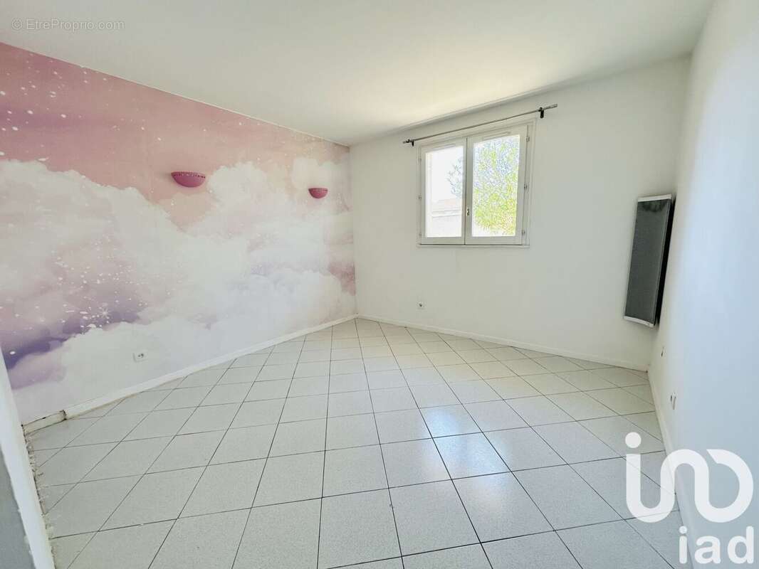 Maison 132 m² à Vitrolles  - photo 6