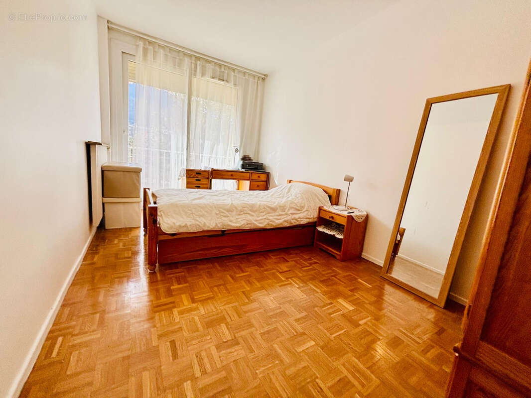 Appartement à ECHIROLLES