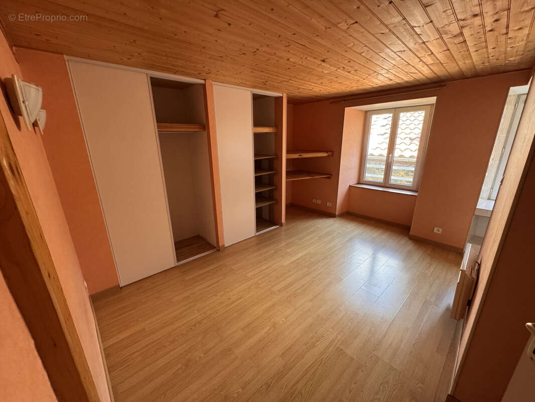 Maison à SAINT-FLOUR