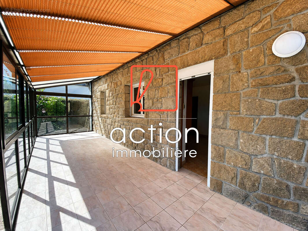 Spacieuse maison traditionnelle en pierre de 138m2 habitables - La Roche-Jaudy - photo 9