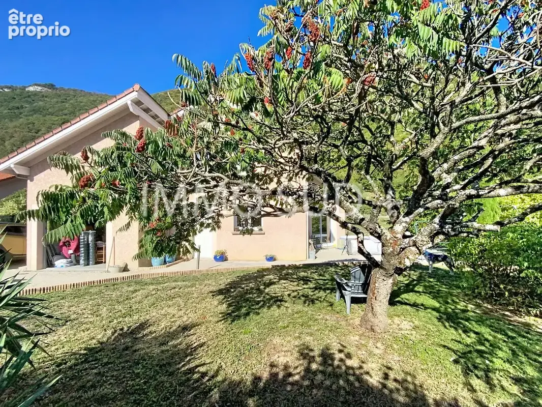 Photo Maison à Vif au prix de 455 000€